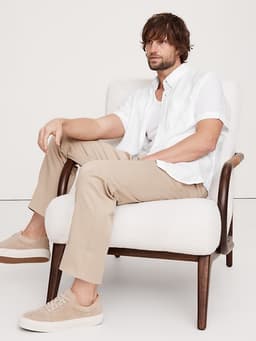 Banana Republic — Standard-Fit Linen Short-Sleeve Shirt