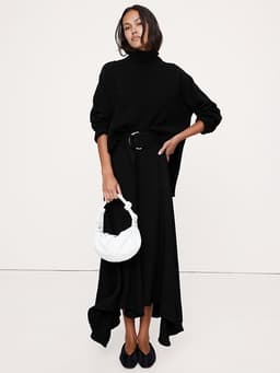 Banana Republic — Pebbled Crepe Maxi Skirt