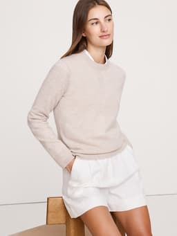 Banana Republic — Lightweight Cashmere Crew-Neck Sweater