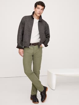 Banana Republic — Slim Traveler Pant