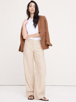 Banana Republic — The Everyday Wide-Leg Pant in Linen