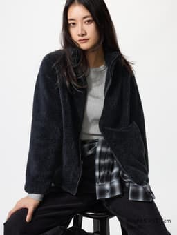 Uniqlo — Fluffy Yarn Fleece Full-Zip Jacket