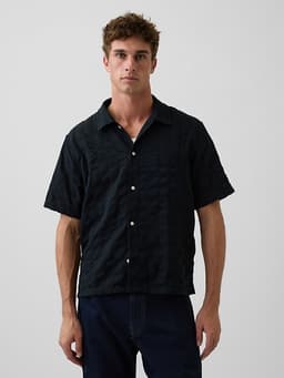 Gap — Dobby Relaxed Straight-Hem Shirt